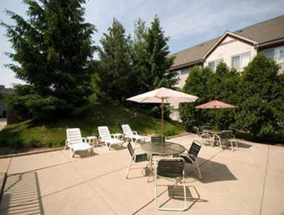 фото отеля Hawthorn Suites by Wyndham Waukegan / Gurnee / Wadsworth