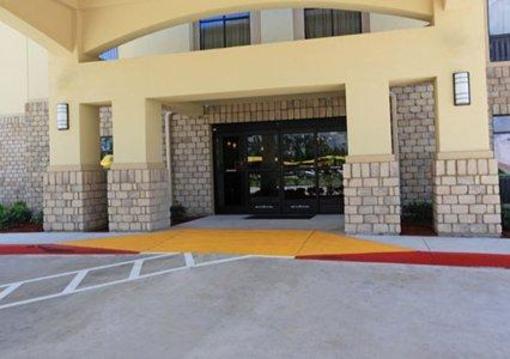 фото отеля Sleep Inn & Suites Intercontinental Airport East