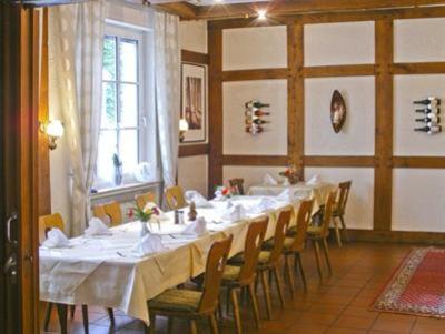 фото отеля Hotel Restaurant Zum Jagerkrug