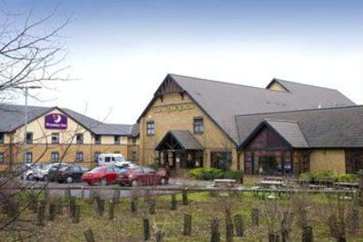 фото отеля Premier Inn Colmworth Park St Neots