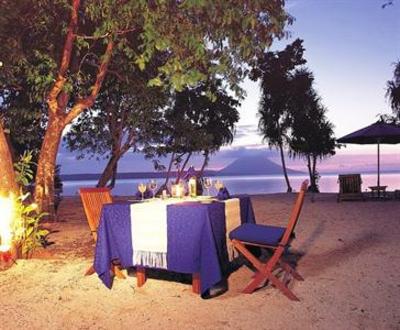 фото отеля Siladen Resort And Spa Manado