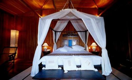 фото отеля Siladen Resort And Spa Manado