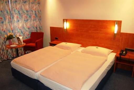фото отеля Astoria Hotel Ratingen