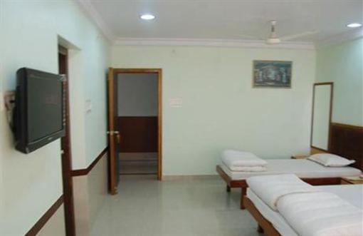 фото отеля Hotel Guruprerna