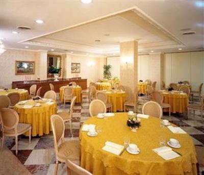 фото отеля Hotel Principe Pomezia