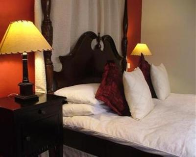фото отеля Annandale Arms Hotel