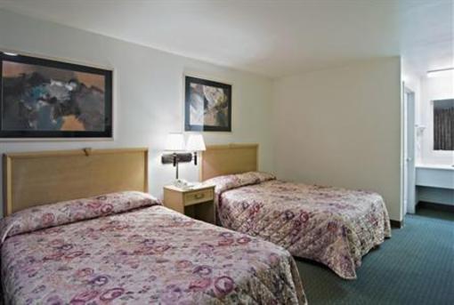 фото отеля America's Best Value Inn & Suites Kinder