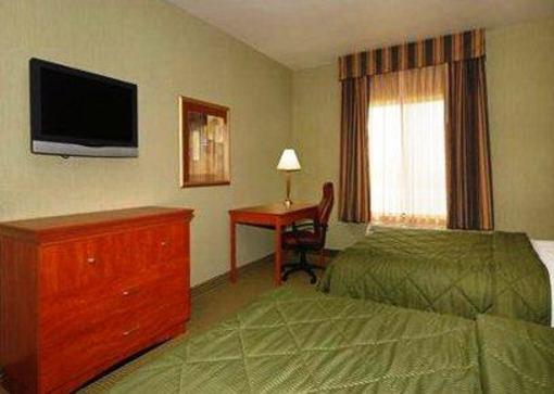 фото отеля Comfort Inn And Suites Mitchell