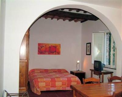 фото отеля Casa Vacanze Il Chiostro Apartments Suvereto