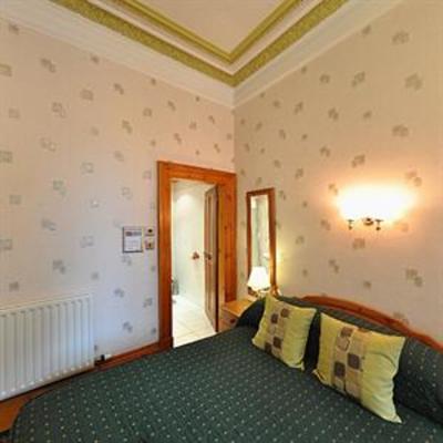 фото отеля Edinburgh House