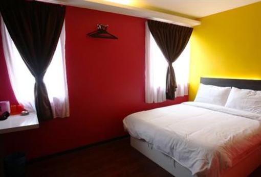 фото отеля My Home Hotel-Taman Connaught