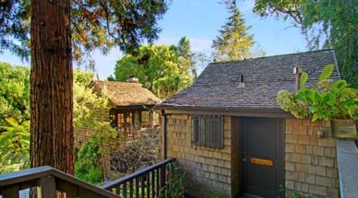 фото отеля Babbling Brook Inn