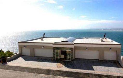 фото отеля Gordon's Bay Holiday Retreats Apartments