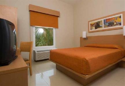 фото отеля City Express Tampico
