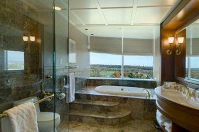 фото отеля Hilton Lac-Leamy