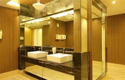 фото отеля Sun n Sand Hotel Nagpur