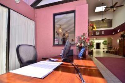 фото отеля BEST WESTERN Pecos Inn Motel