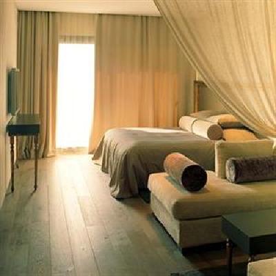 фото отеля Hotel Castell d'Emporda