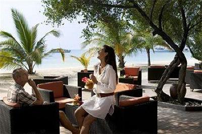 фото отеля Meeru Island Resort