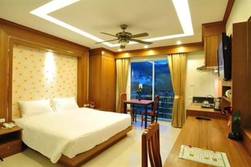 фото отеля Green Harbor Service Apartment Phuket