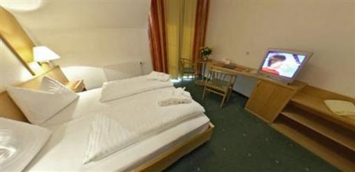 фото отеля Thermenhotel Kurz