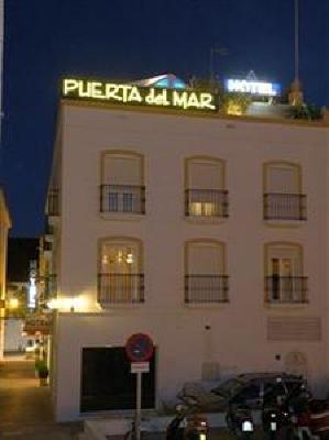 фото отеля Hotel Puerta del Mar