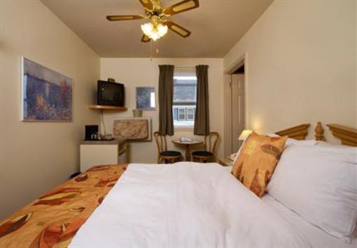 фото отеля Brigantine Inn