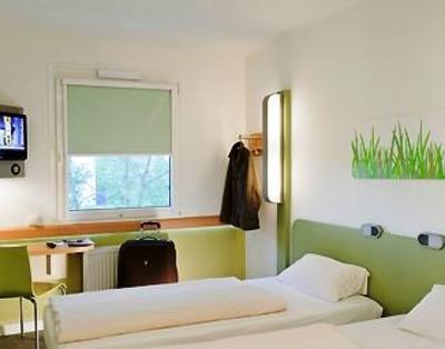 фото отеля Etap Hotel Toulouse Cite de l'Es 1