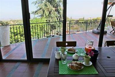 фото отеля Etna Hut Bed and Breakfast