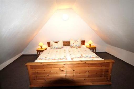 фото отеля Reethauser auf Monchgut Hotel Middelhagen