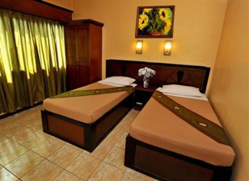 фото отеля Paladin Hotel Baguio City