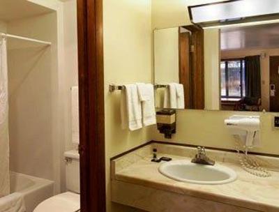 фото отеля Travelodge Houghton