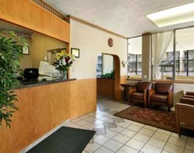 фото отеля Knights Inn Erie Downtown