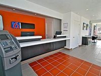 Motel 6 Long Beach - International City
