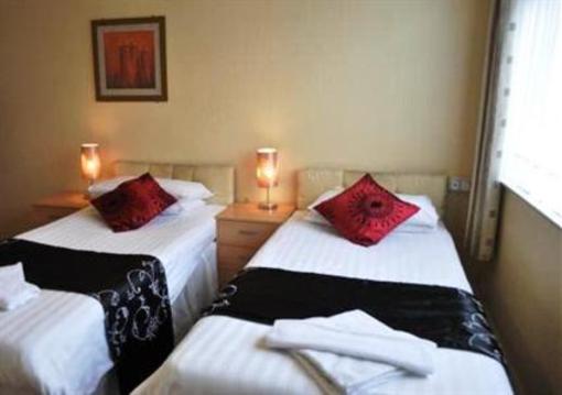 фото отеля Godolphin Arms Hotel