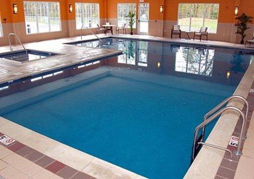фото отеля Comfort Inn & Suites Great Barrington