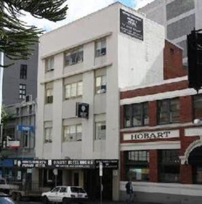 фото отеля Montgomery's Private Hotel & YHA Backpackers