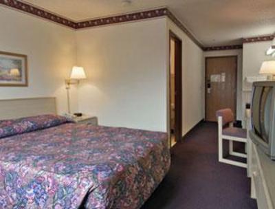 фото отеля Super 8 Motel Fiesta San Antonio