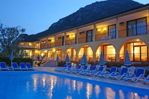 фото отеля Mercedes Hotel Limone sul Garda
