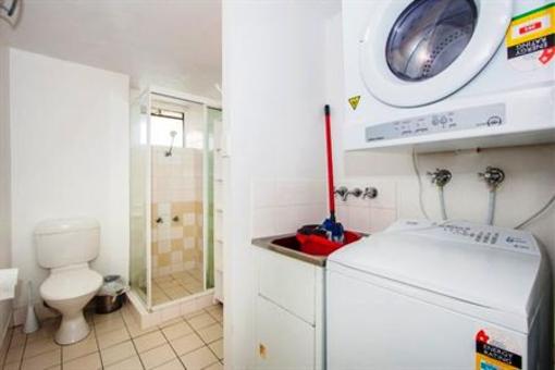 фото отеля Raffles Royale Apartments Gold Coast