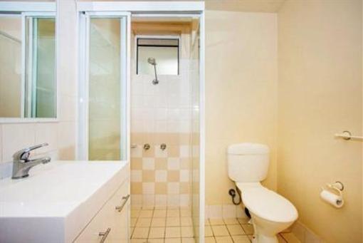 фото отеля Raffles Royale Apartments Gold Coast