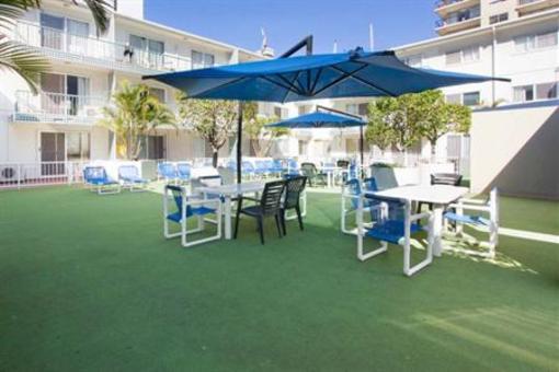 фото отеля Raffles Royale Apartments Gold Coast