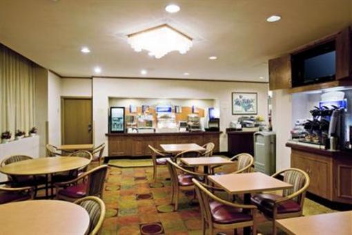 фото отеля Holiday Inn Express Van Nuys