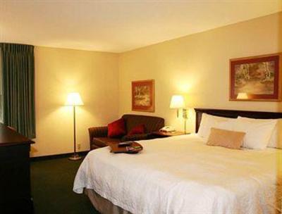 фото отеля Hampton Inn Parkersburg