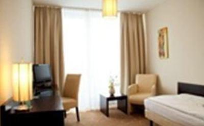 фото отеля Olivaer Apart Hotel am Kurfuerstendamm