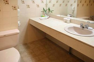 фото отеля East Ocean Hotel
