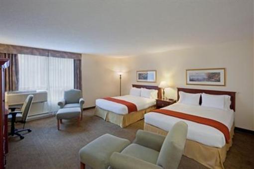фото отеля Holiday Inn Express Montreal Centre-Ville