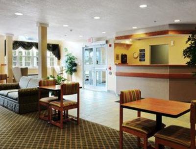 фото отеля Microtel Inn and Suites Parry Sound