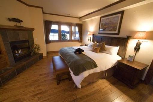 фото отеля Lodge at Whitefish Lake