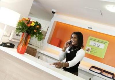 фото отеля Ibis Budget Apt-Luberon